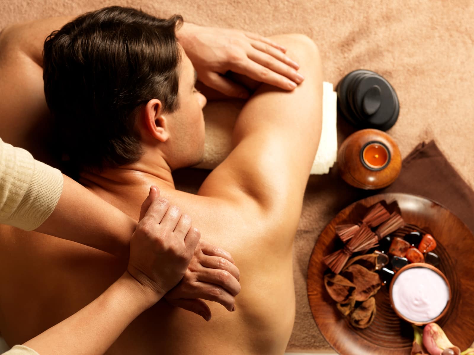 Relaxing Full Body Massage Relaxing Full Body Massage